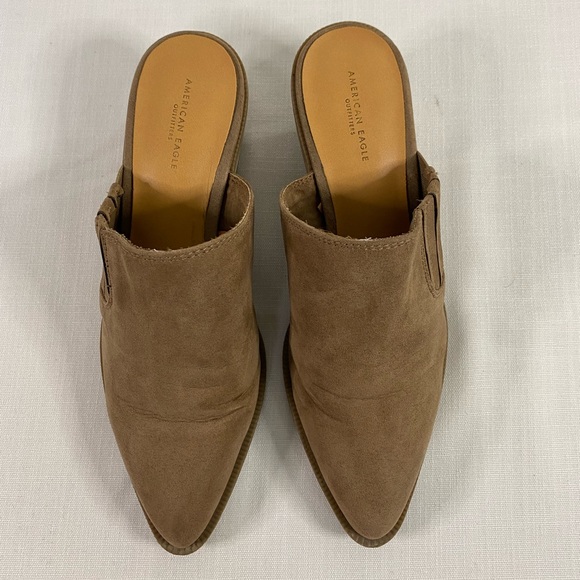 Womens Size 7 American Eagle 2inch Heels Suede Brown Stretchy Comfortable - Picture 3 of 13